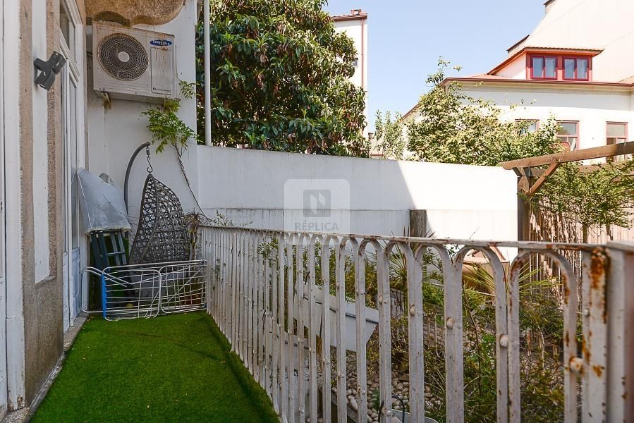 Apartment T2 Duplex Bonfim Réplica Real Estate Porto
