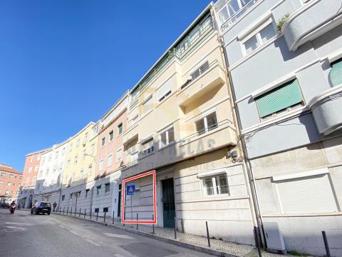 Appartement de 2 chambres pour investisseurs à Penha de França