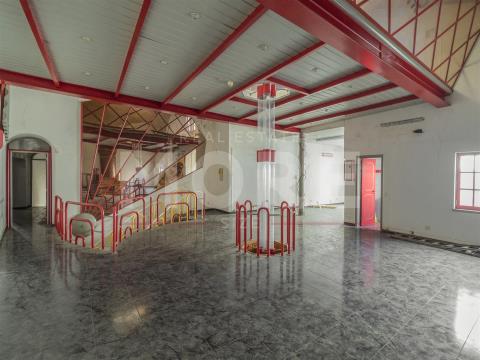Comércio/Serviços- Centro Histórico Évora