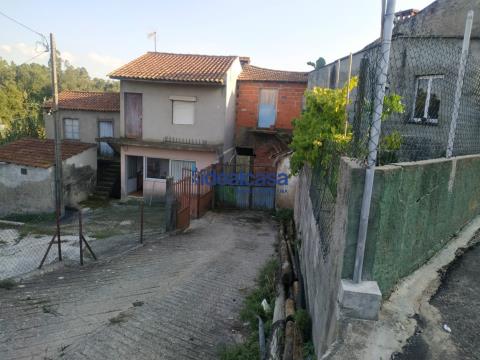 Moradia para venda com anexos e logradouro, arredores de Coimbra