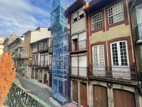 Bâtiment dans le centre historique de Guimarães