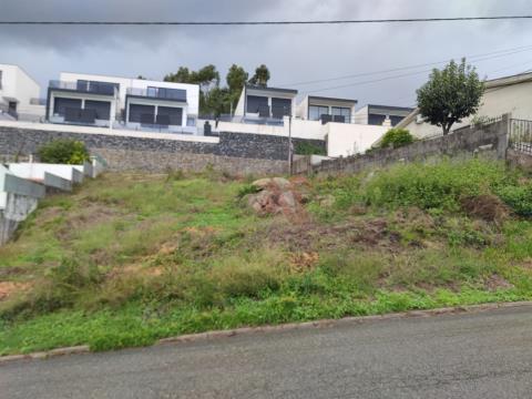 Appezzamento di terreno con 600 m2 a Selho S. Jorge, Guimarães