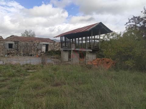 Farm with 33.206 m2 in Casais, Lousada