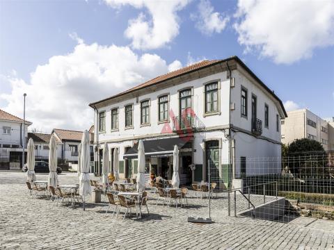 Gebäude im Zentrum von Taipas, Guimarães