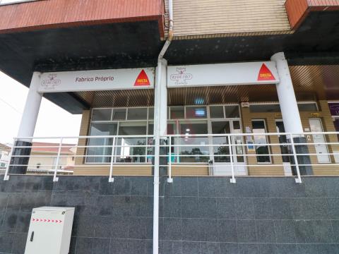 Transfer of commercial establishment with 197 m2 in Lagoas, Santo Adrião de Vizela