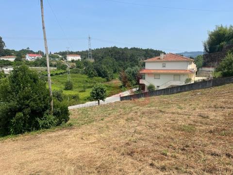 Baugrundstück mit 1.030 m2 in Lordelo, Guimarães