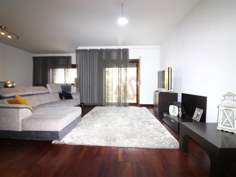 Appartamento con 4 camere da letto a São Miguel, Vizela