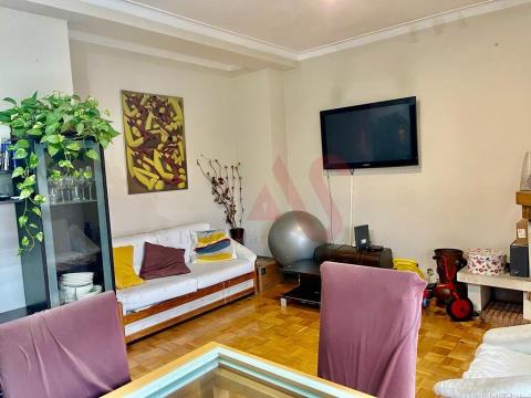 2 bedroom apartment in the center of Rio Tinto