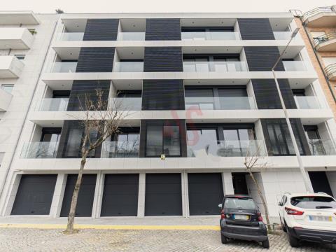 3 bedroom apartment for rent in the heart of Matosinhos Sul.