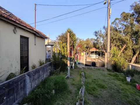 Haus zur Restaurierung in Louro, V. N. Famalicão