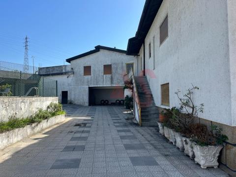 Villa individuelle de 6 chambres avec piscine à Lordelo, Guimarães