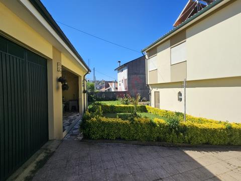 Detached House T5 in Santo Tirso