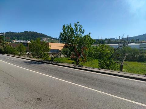 Land with 6715 m2 in Infias, Vizela
