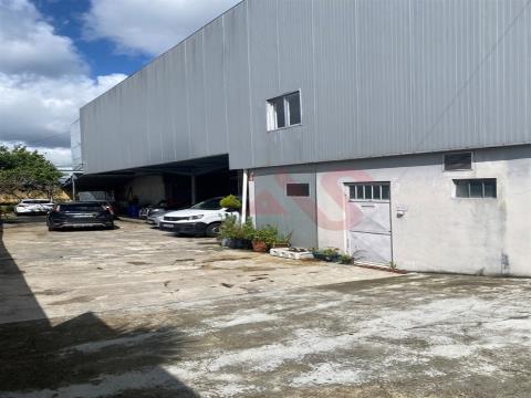 Pavilhão/Armazém Industrial para Arrendamento em Calendário, Vila Nova de Famalicão