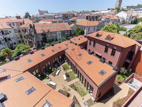 2 bedroom duplex apartment furnished and equipped in Bonfim, Porto
