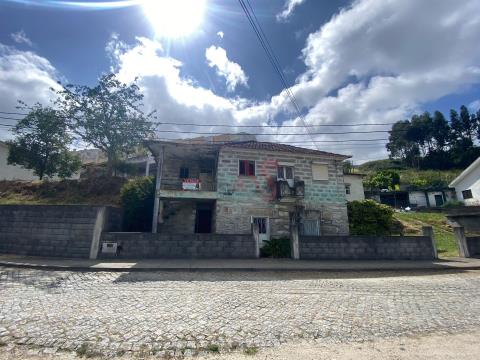Villa con 3 camere da letto da ristrutturare a Figueiras, Lousada