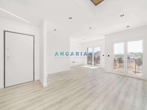 ANG856 - Apartamento T3 Duplex para Venda em Torres Novas