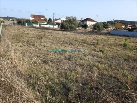 ANG902 - Land with 520m2 for Sale in Leiria