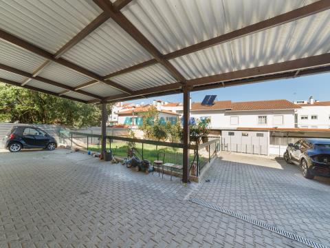 ANG926 - 4 Bedroom Semi-detached House for Sale in Parceiros, Leiria