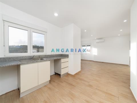 ANG969 - 2 Bedroom Apartment, for Sale, in Parceiros e Azoia, Leiria