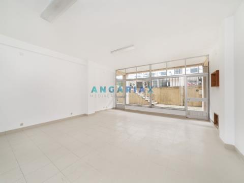 ANG1024 - Store for Sale in Fátima, Ourém