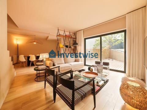 2 Bedroom Duplex Apartment With 2 Terraces In Galiza Square