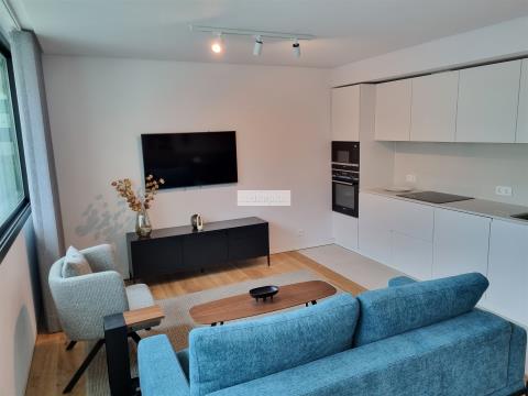 Appartement de 2 chambres au 7ème étage avec garage dans le développement LX Living-Amoreiras