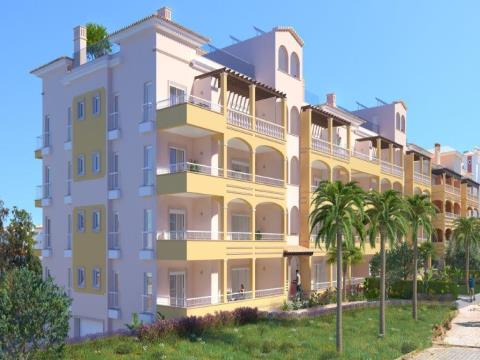 Apartamento con piscina, en construcción, en Lagos