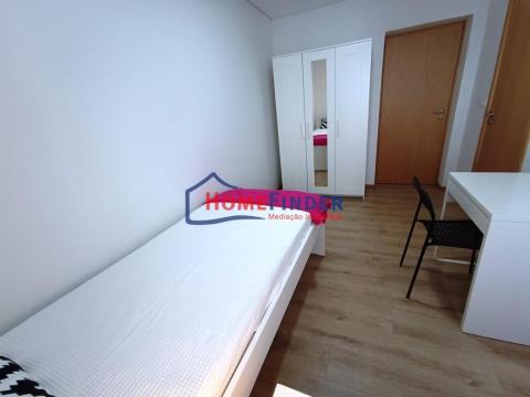 Single Suite Room for Rent - Trofa