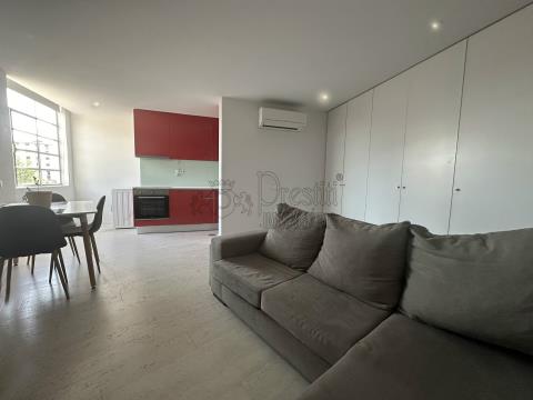 Apartamento amueblado de 1 dormitorio en alquiler en Guimarães