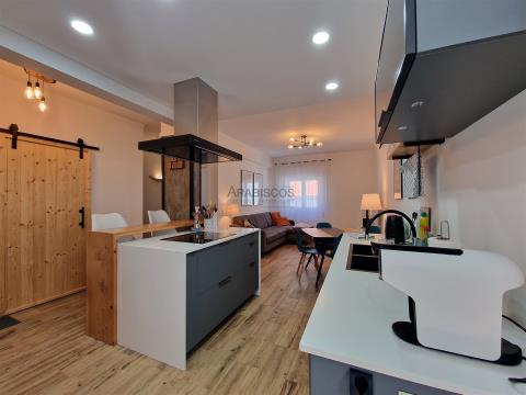 Appartement de 2 chambres - Meublé et équipé - 2 terrasses - Alvor - Centre