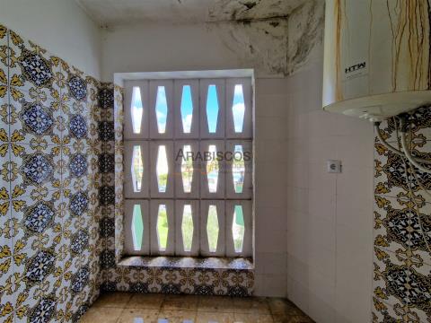 Wohnung T2 - Balkone - Einbauschränke - Hauswirtschaftsraum - Cabeço do Mocho - Portimão - Algarve