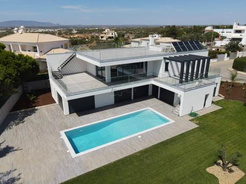 Villa T4 Neu - Luxuriöse Ausstattung - Meerblick - Beheizter Pool - Ferragudo - Algarve