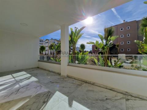 Wohnungen T2 - Balkone ab 46 m2 - Pool - Klimaanlage - Fußbodenheizung - Lagos - Algarve
