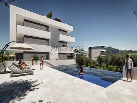 Apartamento T3 - Novos - Condomínio Privado - Piscina - 2 Garagens - Vale Lagar - Portimão - Algarve