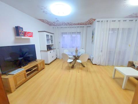 2 bedroom apartment, in the city center!