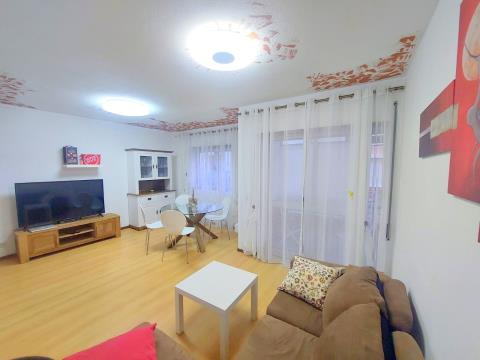 2 bedroom apartment, in the city center!