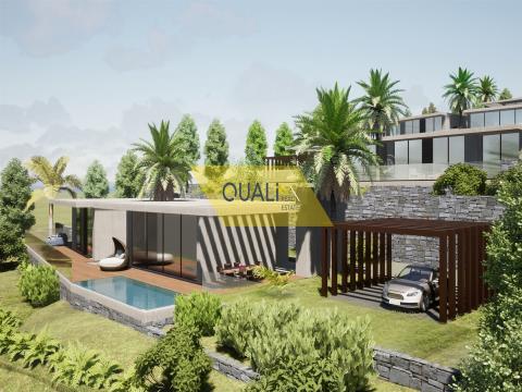 Terrain avec projet de 4 maisons à Prazeres, île de Madère - 425 000,00 €
