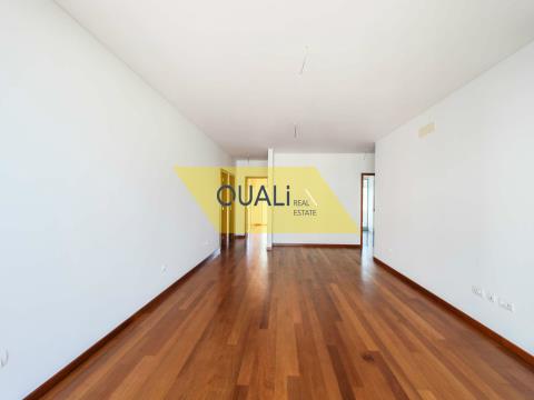 Appartamento con 3 camere da letto ad Ajuda, Funchal - Isola di Madeira - € 540.000,00