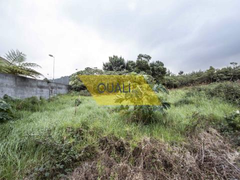 Plot of land with 461 square meters in Santana - € 56.000,00