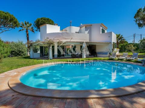 5 Bedroom Villa in the Golden Triangle, Algarve