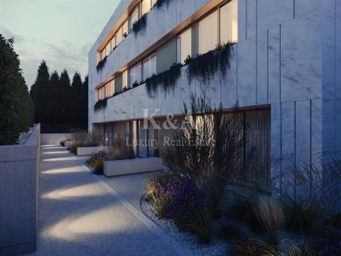 Villa T5 duplex,  inserida num condomínio de luxo