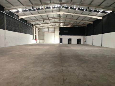 Warehouse for sale in the Industrial Zone of Águeda