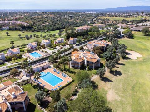 For sale - Spacious 3 bedroom apartment with golf views