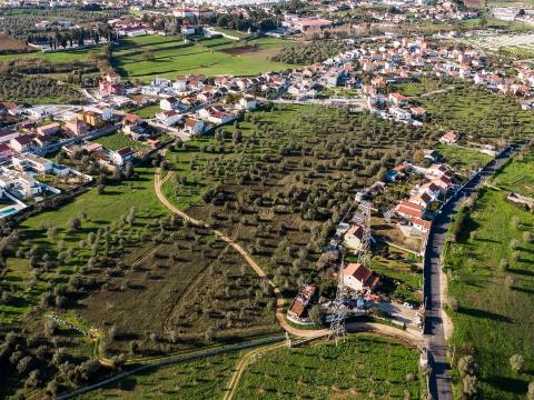 Building land in Loures