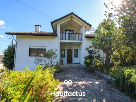 Detached house T3
