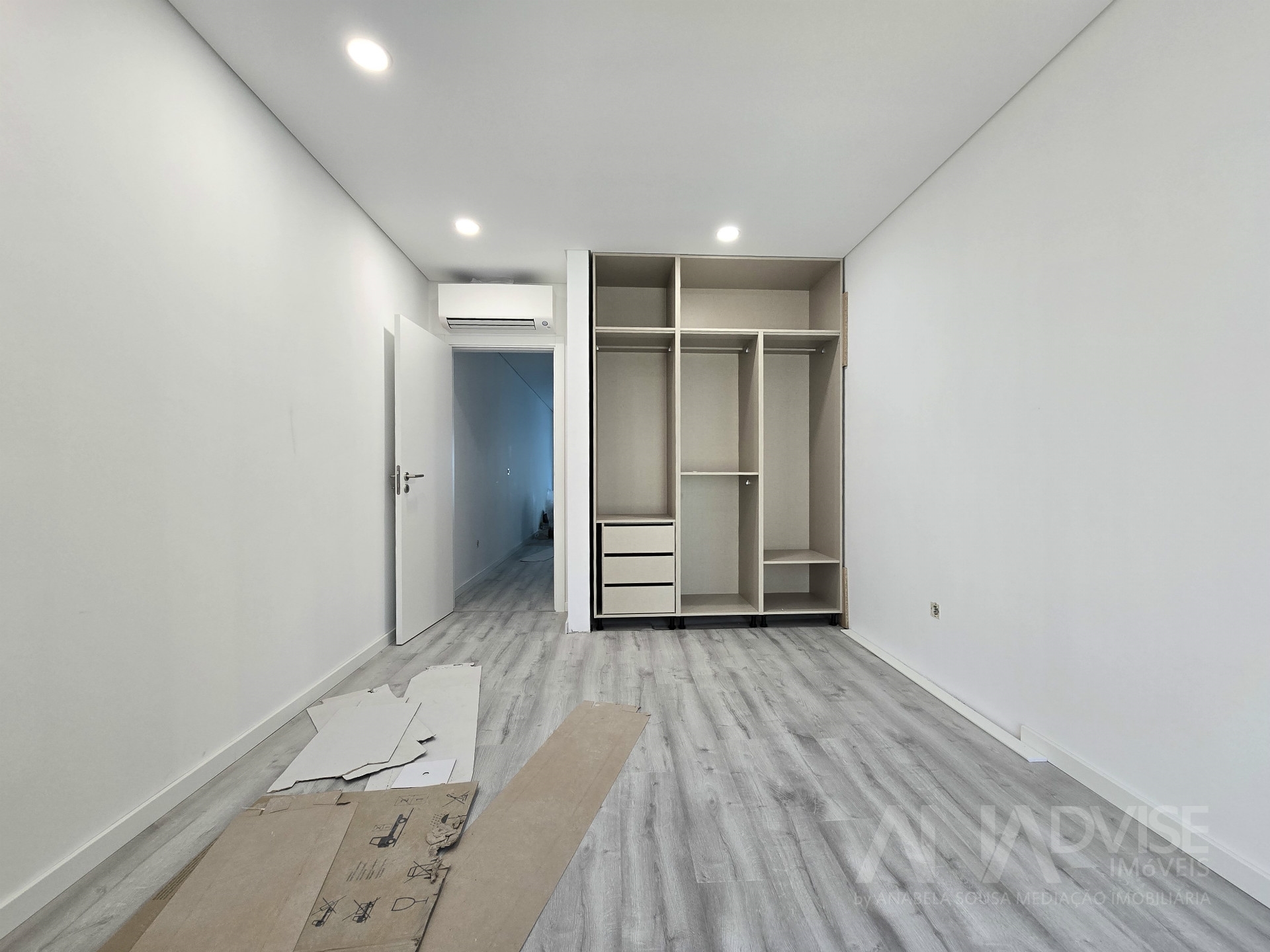Flat T1