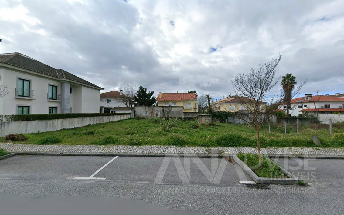 Detached house T4