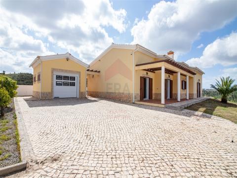 Moradia Isolada T4, Faro, Castro Marim