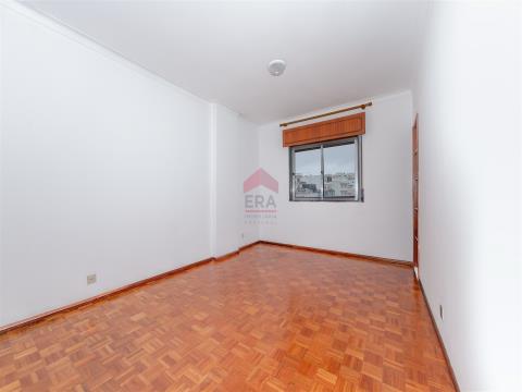 Apartamento T3, Faro, Faro